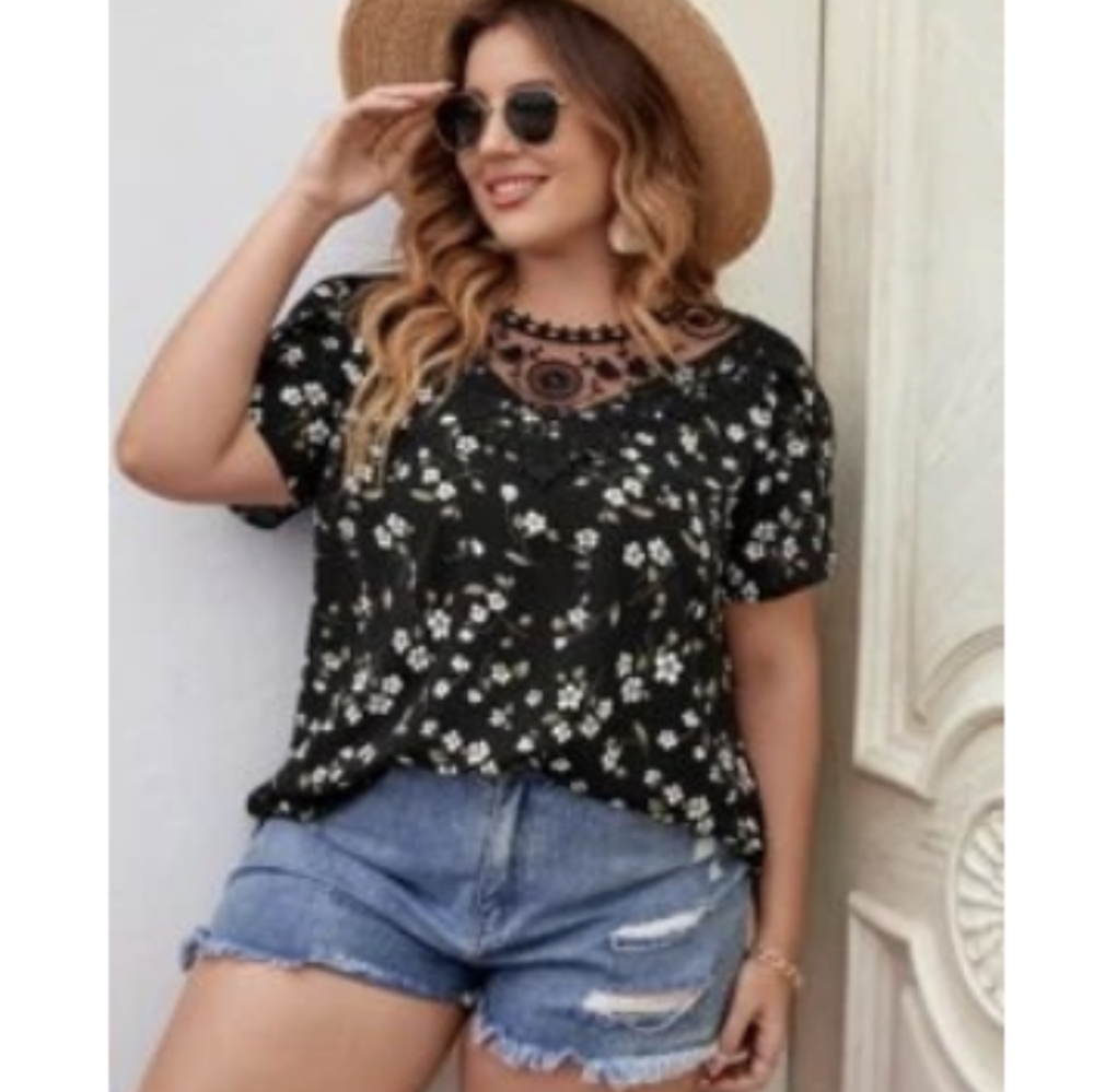 Black Floral Plus 1X Lace Neckline Flare‎ Sleeves Top Shirt Blouse Work Wear